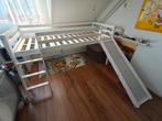 Leuke witte halfhoogslaper met glijbaan!, Kinderen en Baby's, Kinderkamer | Stapelbedden en Hoogslapers, Ophalen of Verzenden