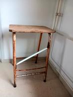 Oude brocante/vintage kruk/trap/bijzettafel, Ophalen, 25 tot 50 cm, Rechthoekig, 50 tot 100 cm
