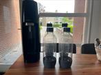SodaStream met 4 flessen, Huis en Inrichting, Keuken | Keukenbenodigdheden, Ophalen, Gebruikt