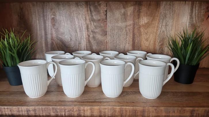 Wedgwood Edme grote bekers mokken, Huis en Inrichting, Keuken | Servies, Zo goed als nieuw, Kop(pen) en/of Schotel(s), Wedgwood