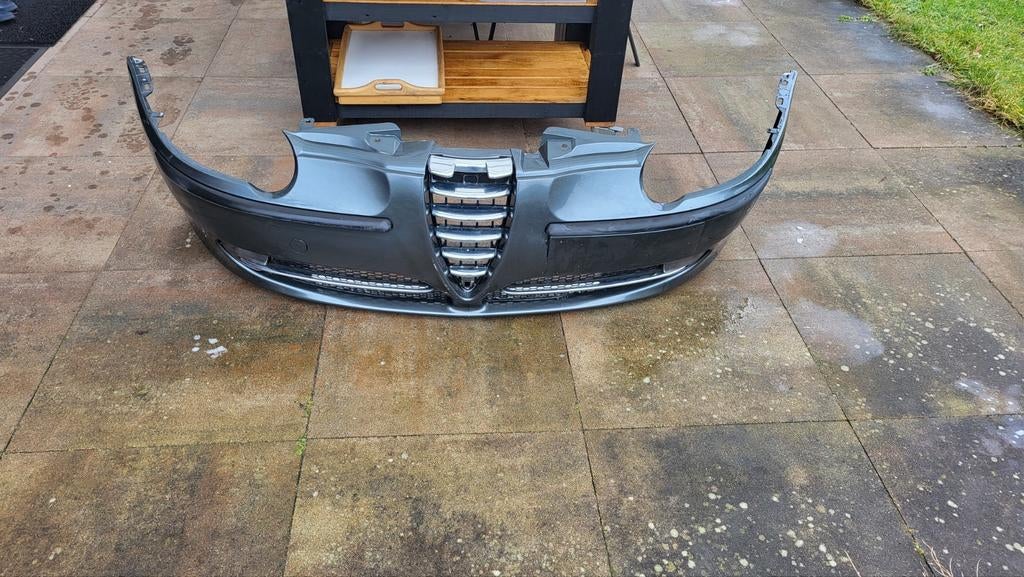 Alfa Romeo 147 bumper compleet in gebruikte maar mooie staat, Ophalen, Gebruikt, Alfa Romeo