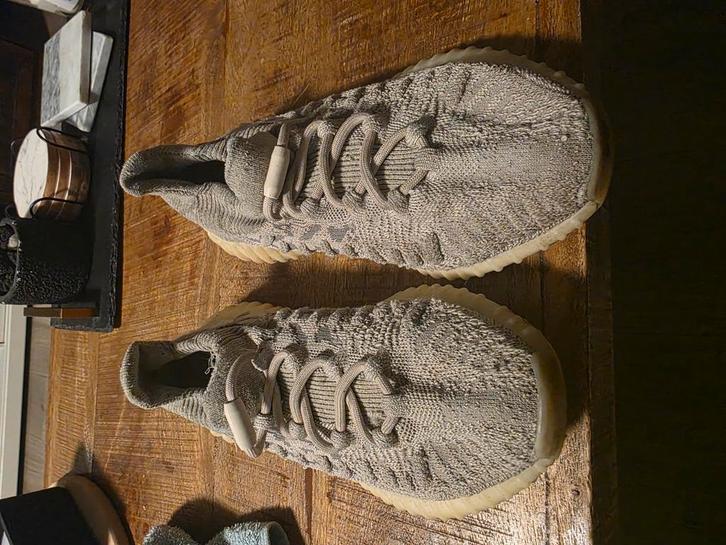 Yeezy boost 350 v2, Kleding | Heren, Schoenen, Zo goed als nieuw, Zwart, Ophalen of Verzenden