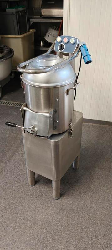 Professionele aardappelschraper 27 Liter beschikbaar voor biedingen