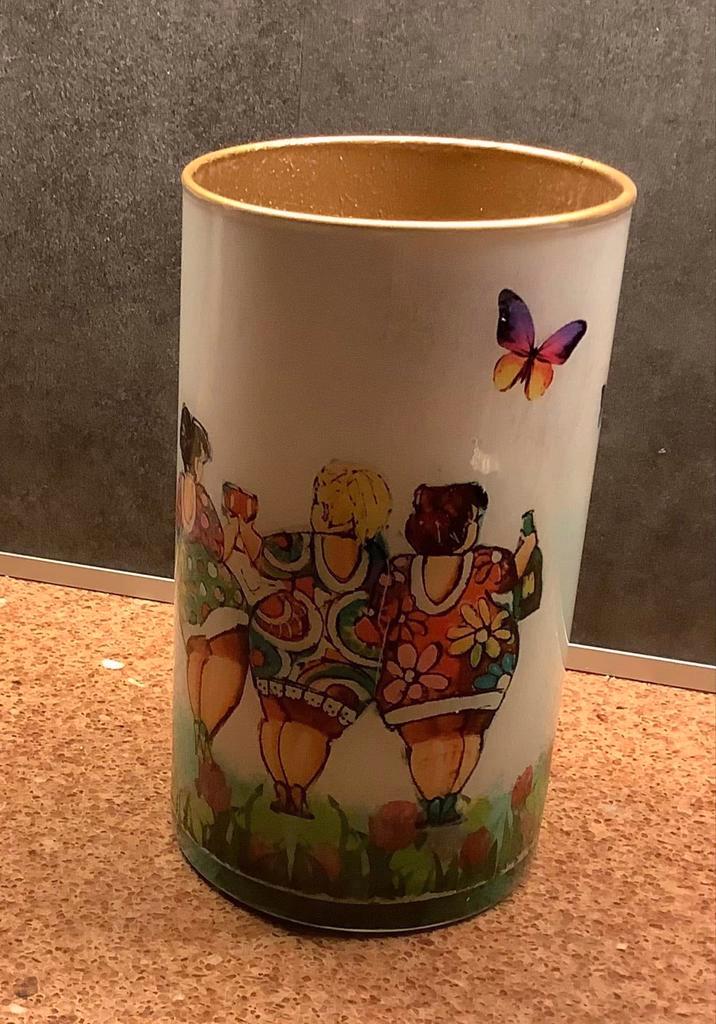Leuke vaas, Huis en Inrichting, Woonaccessoires | Vazen, Zo goed als nieuw, Overige kleuren, Minder dan 50 cm, Glas, Ophalen of Verzenden