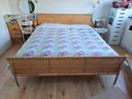 Tweepersoonsbed + 2 lattenbodems, Ophalen, Overige materialen, Beige, Tweepersoons