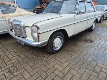 Mercedes 230 6 w114 lpg beschikbaar voor biedingen