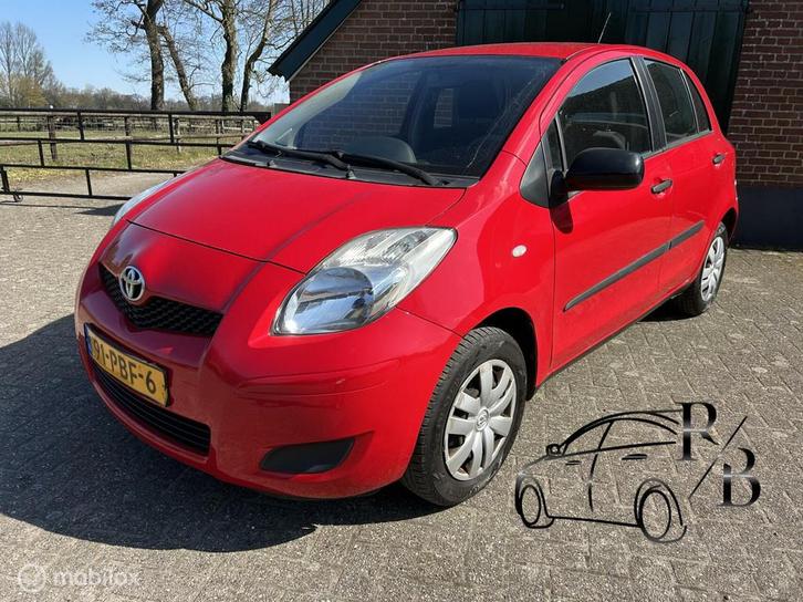 Toyota Yaris 1.0 VVTi Acces AIRCO/ NIEUWE APK/PARKEERSENSORE, Auto's, Toyota, Bedrijf, Te koop, Yaris, ABS, Airbags, Airconditioning