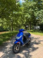Mooie peugeot vivacity, Fietsen en Brommers, Scooters | Peugeot, Ophalen, Zo goed als nieuw, Vivacity