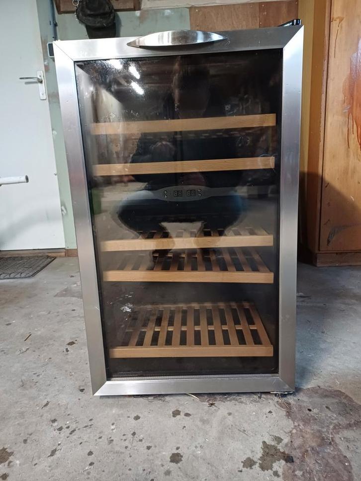 Wijnklimaatkast - Perfecte Bewaring voor Uw Wijn!, Witgoed en Apparatuur, Koelkasten en IJskasten, Gebruikt, Zonder vriesvak, 75 tot 100 liter