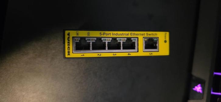 Turck Industrial Ethernet Unmanaged Switch, Hobby en Vrije tijd, Elektronica-componenten, Zo goed als nieuw, Ophalen of Verzenden