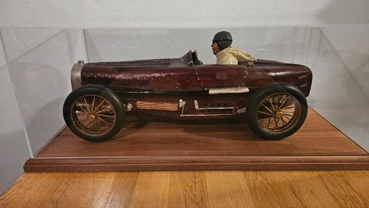 Bugatti 1/6 antieke racer, Hobby en Vrije tijd, Modelauto's | 1:5 tot 1:12, Zo goed als nieuw, Auto, Ophalen