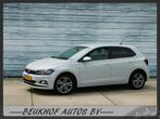 Volkswagen Polo 1.0 TSI Automaat Parkeersensor Navi Carplay, Stof, Gebruikt, Euro 6, 95 pk