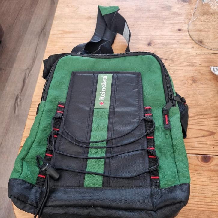 Klein Heineken  Schoudertasje - Handig voor Onderweg!, Sieraden, Tassen en Uiterlijk, Tassen | Rugtassen, Gebruikt, Overige merken