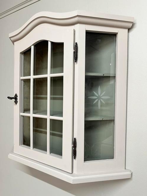 Wandkastje kastje vitrine gepimpt taupe en groen, Huis en Inrichting, Kasten | Vitrinekasten, Minder dan 100 cm, 25 tot 50 cm