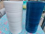 Hoge blauwe en witte potten, Tuin en Terras, Bloempotten, Rond, Ophalen of Verzenden, Zo goed als nieuw, Minder dan 25 cm