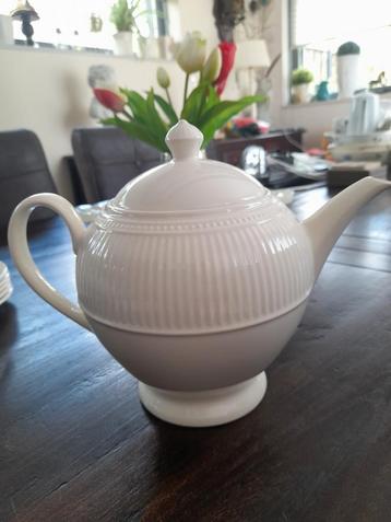 Wedgwood Windsor Theepot - Made in England beschikbaar voor biedingen