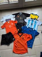 Voetbalshirts & broekjes maat 128-140, Ophalen of Verzenden, Sport- of Zwemkleding