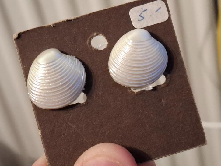 **SALE** Vintage clips 0.50 eurocnet, Sieraden, Tassen en Uiterlijk, Oorbellen, Zo goed als nieuw, Overige materialen, Overige kleuren