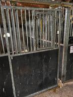 Paardenboxen logeerbakken zadelkast etc complete uitrusting, Ophalen, Gebruikt