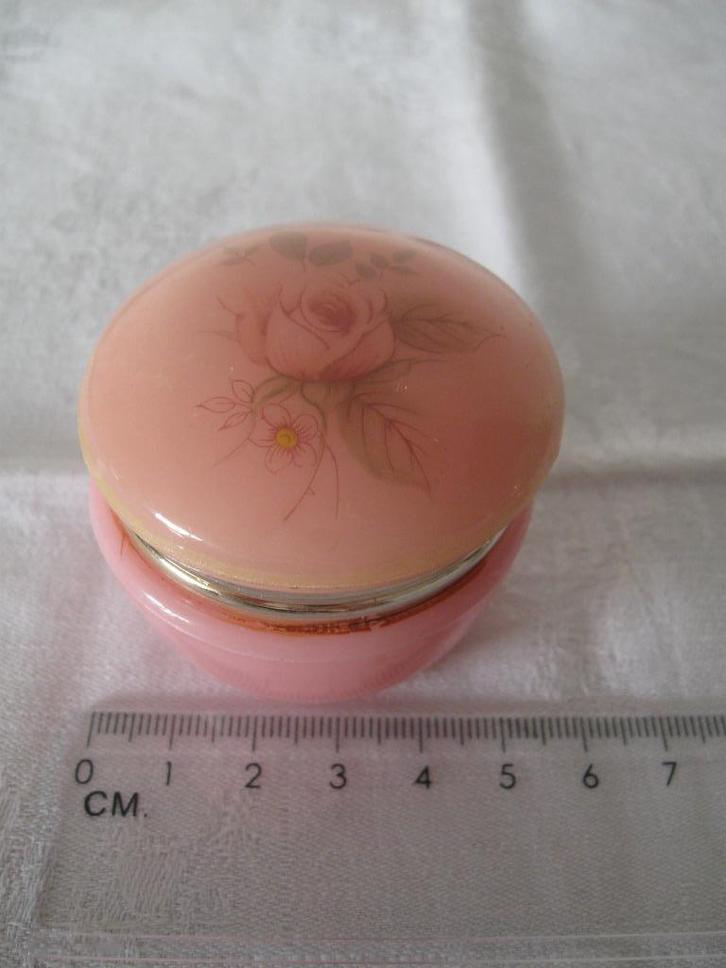 Albasten roze doosje snuisterijen sieraden etc. goede staat, Antiek en Kunst, Curiosa en Brocante, Ophalen of Verzenden