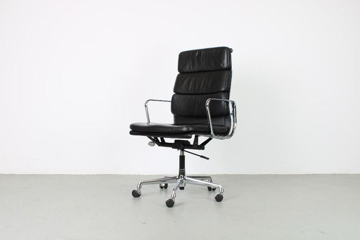 Vitra EA 219 Softpad bureaustoel, zwart leer, Chroom, Huis en Inrichting, Bureaustoelen, Gebruikt, Bureaustoel, Zwart, Ergonomisch