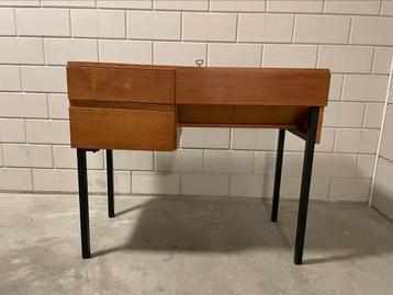 Vintage Naaitafel / Bureau Jaren ’60 – Mid-Century Design beschikbaar voor biedingen