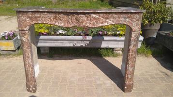Antieke schouw LOUIS XV 18e eeuw schoorsteenmantel  beschikbaar voor biedingen