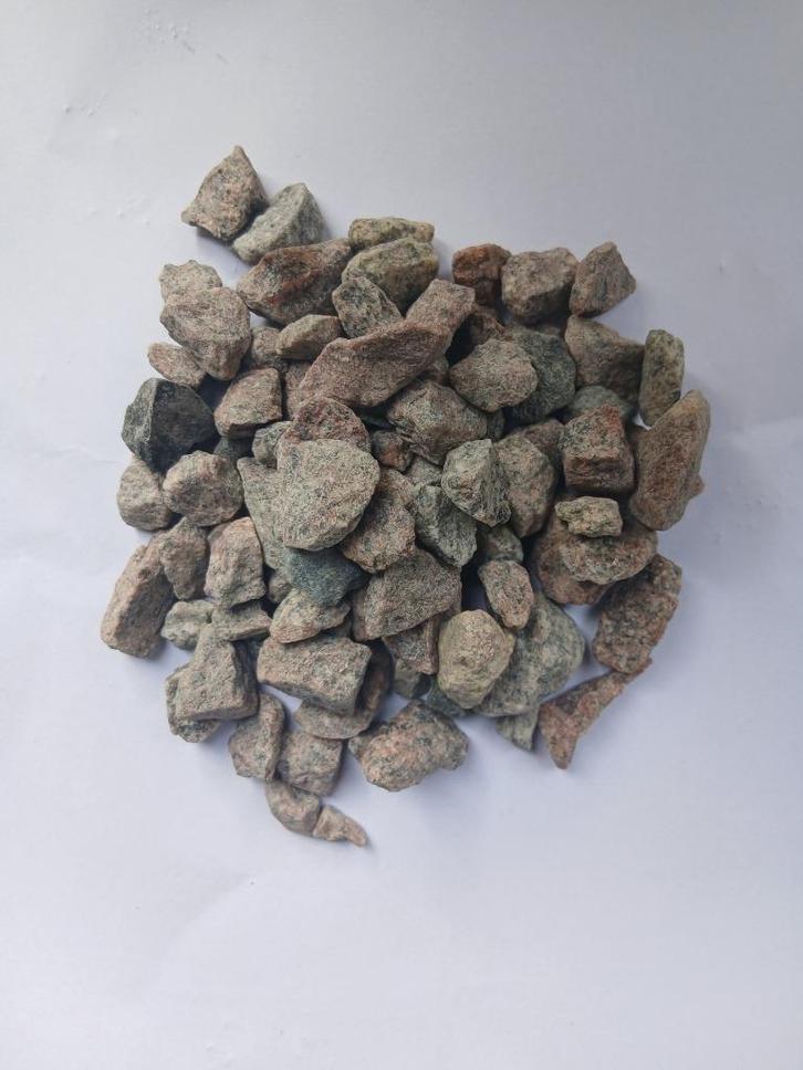 Schotsgraniet 8-16 ca. 25 kilo zakjes, Tuin en Terras, Grind, Keien en Split, Nieuw, Split, Ophalen of Verzenden