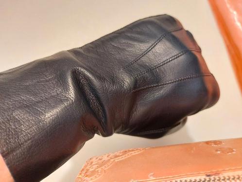 Vintage dames handschoenen (info in tekst)., Kleding | Dames, Mutsen, Sjaals en Handschoenen, Gedragen, Handschoenen, Ophalen of Verzenden