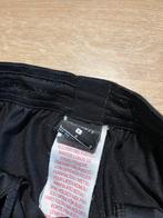 Liverpool trainingsbroek 20/21 Nike  Maat 147-158., Kinderen en Baby's, Kinderkleding | Maat 158, Broek, Gebruikt, Jongen of Meisje