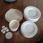 (6 persoons) blokker servies creme in nette staat, Ophalen of Verzenden, Zo goed als nieuw, Bord(en), Overige stijlen
