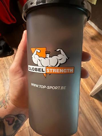 Shake bekers nieuw beschikbaar voor biedingen