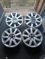 Audi velgen set 16 inch met naafkappen., Auto diversen, Ophalen, Gebruikt