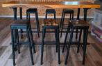 Te koop een Industriële bartafel met barkrukken, Tuin en Terras, Ophalen, 6 zitplaatsen, Teakhout, Zo goed als nieuw