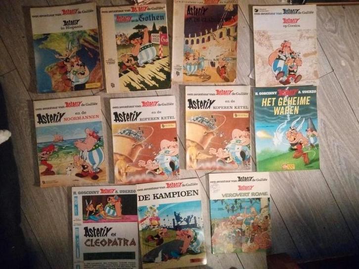 12 x Asterix en Obelix strips- diverse titels, Boeken, Stripboeken, Gelezen, Meerdere stripboeken, Ophalen of Verzenden