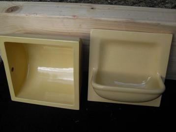 Ouderwets Zeepbakje / Toiletrol houder beschikbaar voor biedingen