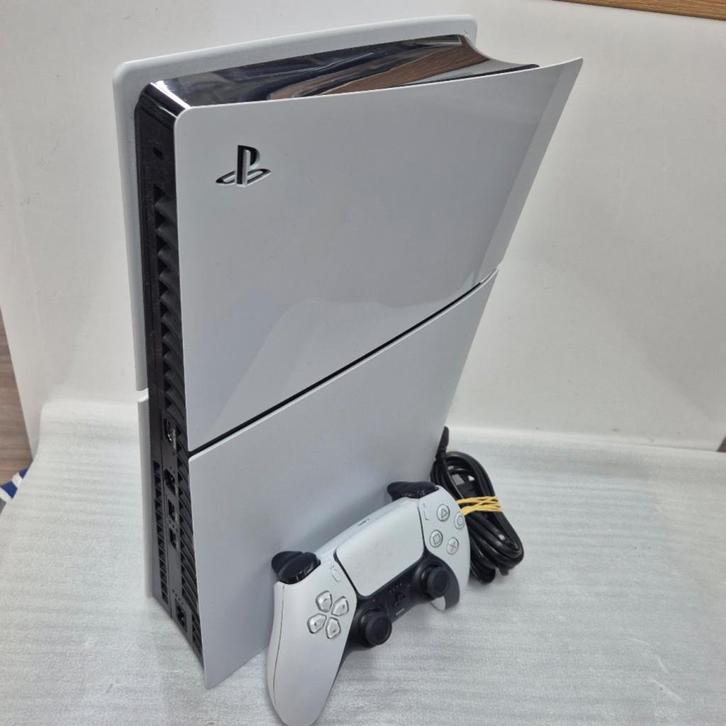 Playstation 5 Slim Digital 1TB met controller en garantie, Spelcomputers en Games, Spelcomputers | Sony PlayStation 5, Zo goed als nieuw