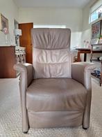 Leren relax stoel (hoofd en voetensteun verstelbaar, Huis en Inrichting, Fauteuils, Ophalen, Gebruikt, 50 tot 75 cm, Leer