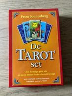 De Tarot Set | Petra Sonnenberg, Boeken, Esoterie en Spiritualiteit, Ophalen of Verzenden, Zo goed als nieuw, Tarot of Kaarten leggen
