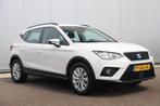 SEAT Arona 1.0 TSI Style Business Intense Plus Automaat DSG, Auto's, Gebruikt, Met garantie (alle), Alcantara, Wit