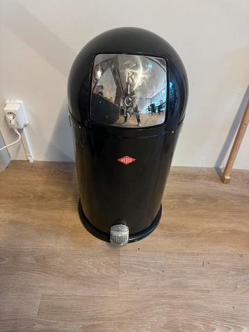 Wesco Kickboy pedaalemmer 40L zwart beschikbaar voor biedingen
