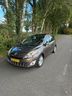 Renault Grand Scenic 2.0 16V 103KW CVT 7P 2010 Bruin, Auto's, Renault, 4 cilinders, Bruin, 7 stoelen, Leder