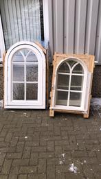 Prachtset van 2 getoogde ramen met smeedijzeren glaslatten, Gevelraam of Ruit, La belle porte, Jurgen.hoogenboezem@gmail.com, Ophalen of Verzenden