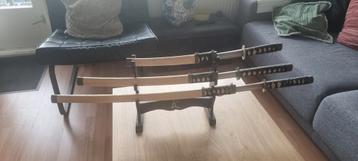 Katana Set met Display Standaard beschikbaar voor biedingen
