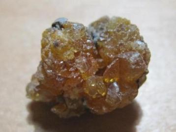 min. ruwe edelsteen ZINCIET (ZINKIET) (2) (zeldzaam) beschikbaar voor biedingen