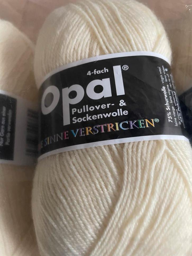 Opal Uni 4-draads - Kleur 3081 - 4x100 gram, Hobby en Vrije tijd, Breien en Haken, Nieuw, Breien of Haken, Wol of Garen, Ophalen of Verzenden