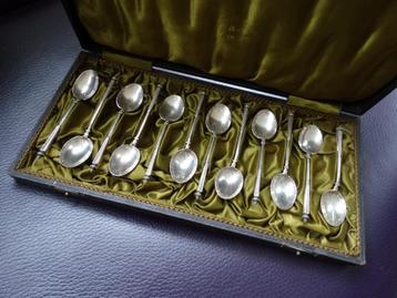 Antiek zilveren advocaatlepeltjes in etui, zilver Wolffers beschikbaar voor biedingen