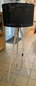 Mooie vloerlamp, Huis en Inrichting, Lampen | Vloerlampen, Ophalen, Zo goed als nieuw