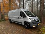 Peugeot Boxer L3H2 150pk 2016 zelfbouw camperbasis buscamper, Auto's, Voorwielaandrijving, Euro 5, Stof, Zwart