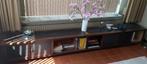 Handgemaakte lage houten kast, Huis en Inrichting, Kasten | Dressoirs, Ophalen, Gebruikt, 200 cm of meer, 25 tot 50 cm